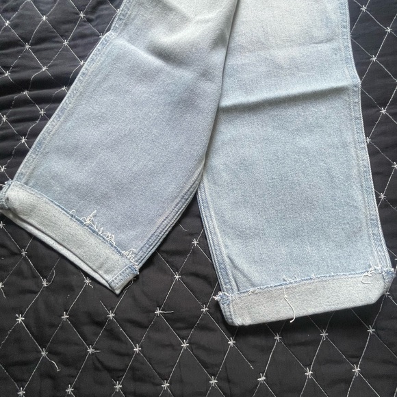 Ultra High Rise Mom-Jeans, new never worn - Picture 6 of 7